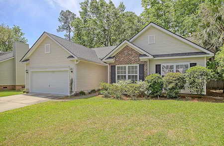 7890 Sabalridge Dr North Charleston, SC 29418