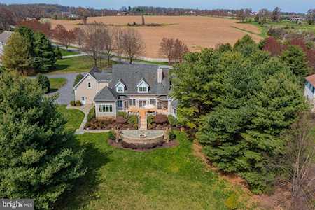 7 Cooperstown Ct Phoenix, MD 21131