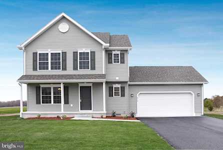 614 Elkins St Harrington, DE 19952