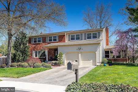 93 Claymont Ct Sewell, NJ 08080