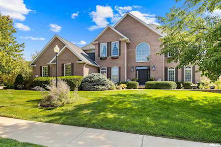 7210 N Vauxhall Place Peoria, IL 61615