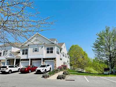 304 Waterford Terrace Easton, PA 18042