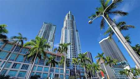 244 Biscayne Blvd #2705 Miami, FL 33132