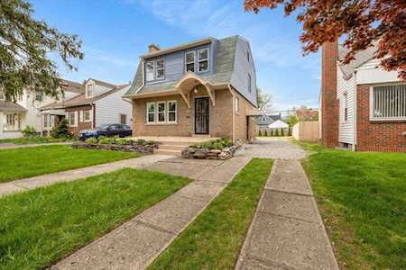 2010 Merryhill Drive Columbus, OH 43219