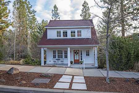 2350 NW Lemhi Pass Dr Bend, OR 97703