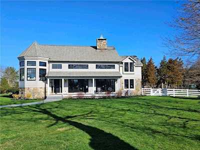 50 Cedar Hill Dr Jamestown, RI 02835