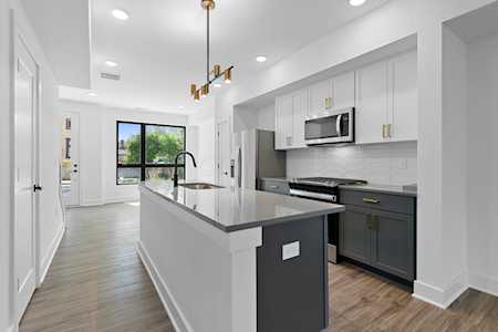 1106 Oak Street Columbus, OH 43205
