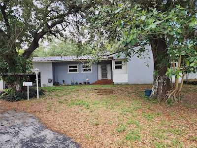 13040 N Miami Ave Miami, FL 33168