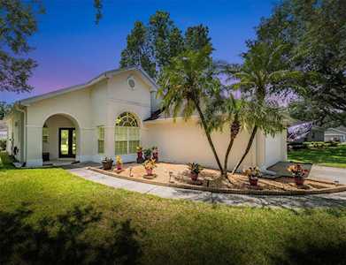 2348 Holly Ridge Dr Ocoee, FL 34761