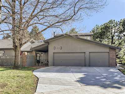 24 Beacon Hill Ln Greenwood Village, CO 80111