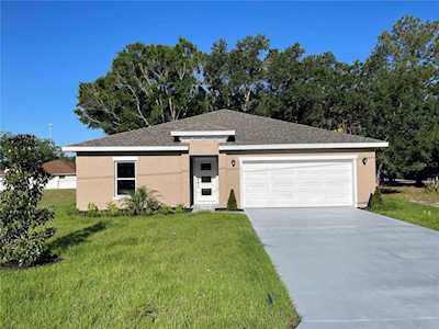 304 Martin Luther King Jr St Dundee, FL 33838