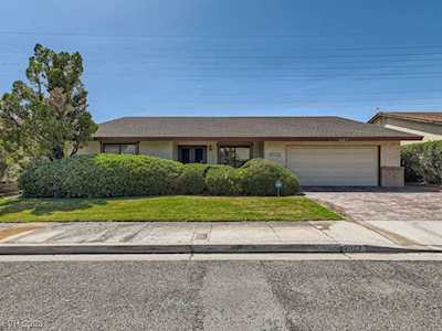 3023 Van Buskirk Circle Las Vegas, NV 89121