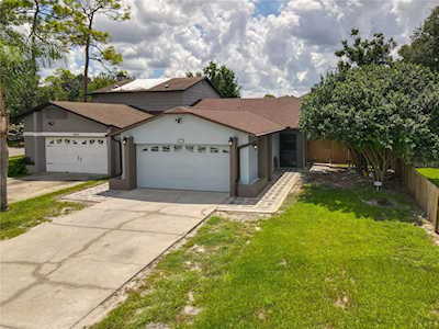8626 Spring Cone Ct Orlando, FL 32825