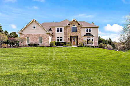 6N785 Brookhaven Ln St. Charles, IL 60175