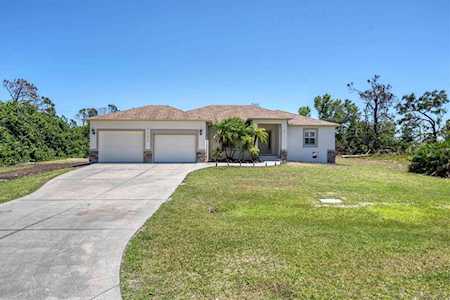 11317 Oceanspray Blvd Englewood, FL 34224