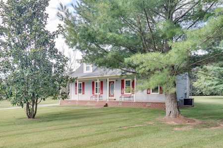 4055 Caney Creek Ln Chapel Hill, TN 37034
