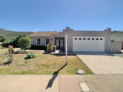 13502 Avenida Del Charro El Cajon, CA 92021