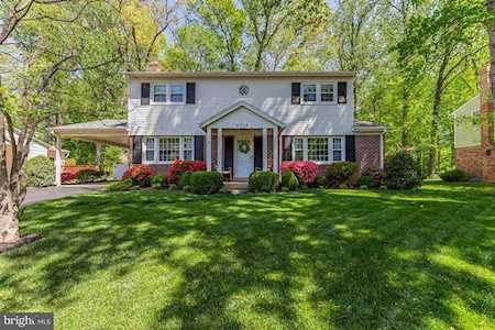 9118 Donna Dean Dr Springfield, VA 22153