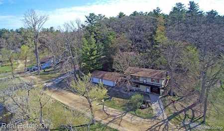 9900 S Big School Lot Lake Rd Rose Twp, MI 48442