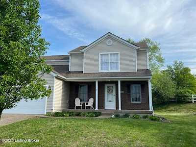 6710 Bluffview Cir Louisville, KY 40299