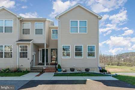 822 Yorkview Dr Mechanicsburg, PA 17055