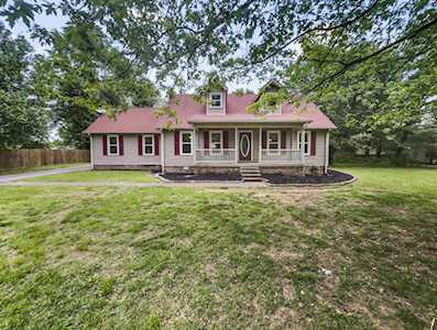 1344 Farmwood Dr Murfreesboro, TN 37128