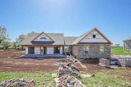 1154 Summerfield Dr Maryville, TN 37801