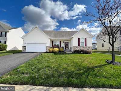 361 Coldwater Dr Clayton, DE 19938