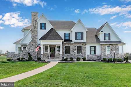 5 Blue Marlin Way Mechanicsburg, PA 17050