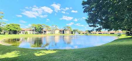 632 Sea Pine Way #G3 Greenacres, FL 33415