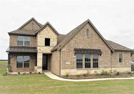 1185 W Farmington Road Van Alstyne, TX 75495