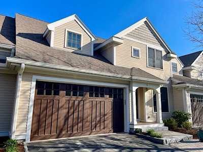 8 Graystone Circle #. Winchester, MA 01890