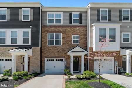 1328 Hawk Hollow Dr Crofton, MD 21114
