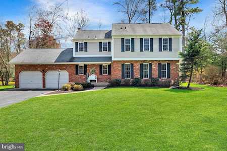 3 Sherwood Dr Medford, NJ 08055