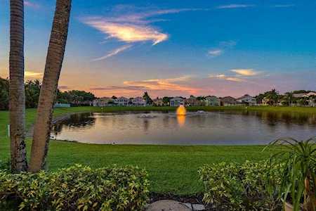 4803 Modern Drive Delray Beach, FL 33445