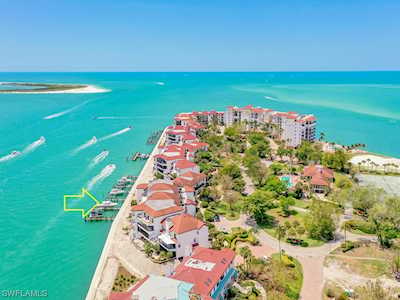 324 La Peninsula Blvd #324 Naples, FL 34113