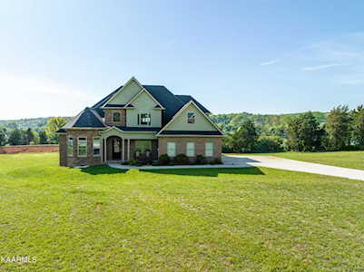 2112 Angus Blvd Maryville, TN 37803