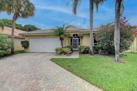 5445 Grande Palm Circle Delray Beach, FL 33484