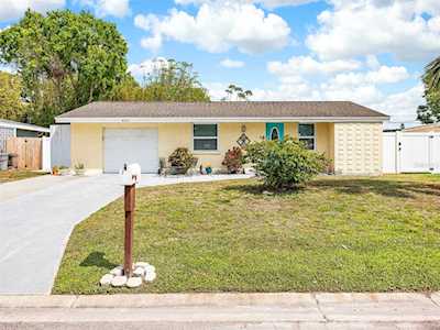 4241 Deerfield Dr Sarasota, FL 34233