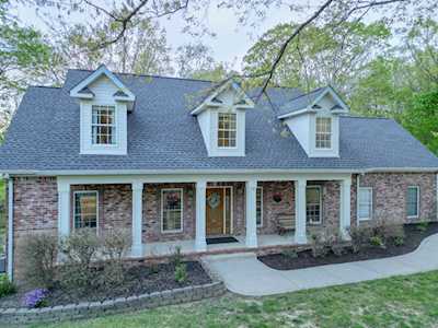 7203 Hidden Lake Dr Fairview, TN 37062
