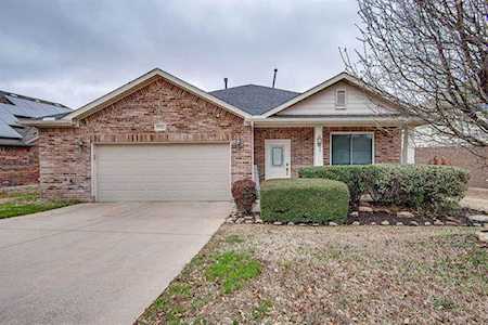 5712 Minnow Drive Fort Worth, TX 76179