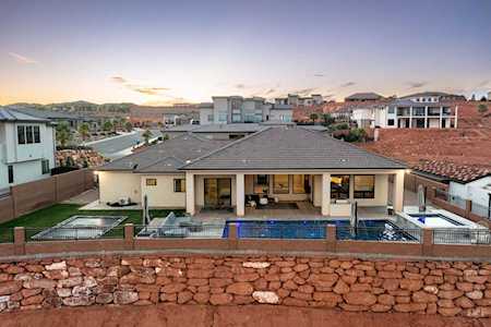 20 N Angels Landing DR Washington, UT 84780