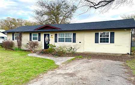 1602 Old Dicey Road Weatherford, TX 76085