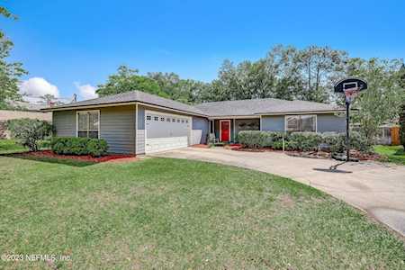7423 Du-Clay Forest DR E Jacksonville, FL 32244