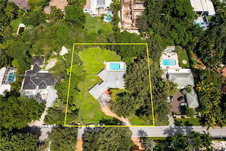 3921 Hardie Ave Coconut Grove, FL 33133
