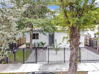 556 NW 44th St Miami, FL 33127