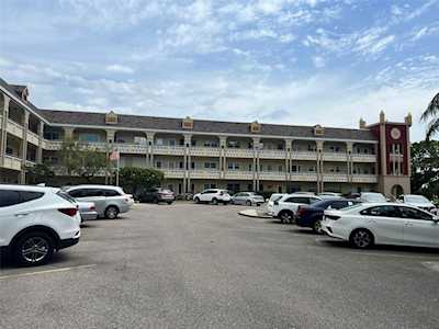 2360 Irish Ln #42 Clearwater, FL 33763