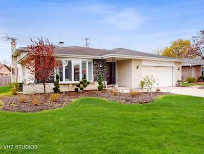 2953 Hillside Ln Darien, IL 60561