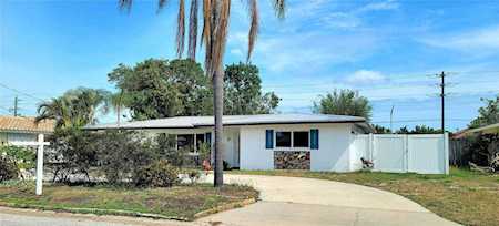 9303 Kingston Rd Bradenton, FL 34210