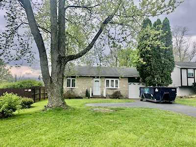 4893 Sullivant Avenue Columbus, OH 43228